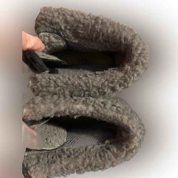 Ugg black wedge lace-up ankle booties - Picture 3 of 13